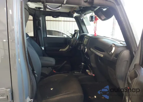 2015 Jeep Wrangler Unlimited Rubicon z USA, uszkodzony, nr VIN 1C4BJWFG3FL605313